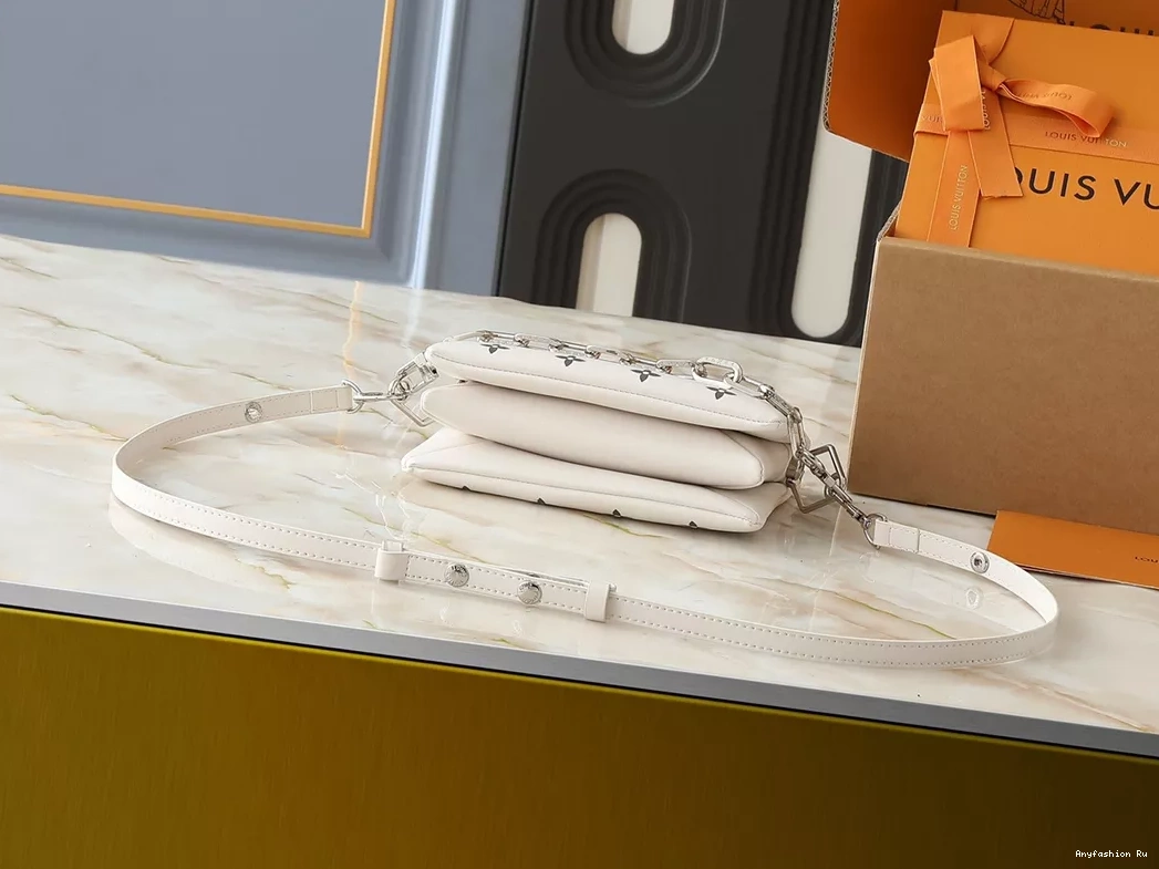 Women Vuitton Louis Messenger EasyMatch 7563 Bags For 0425